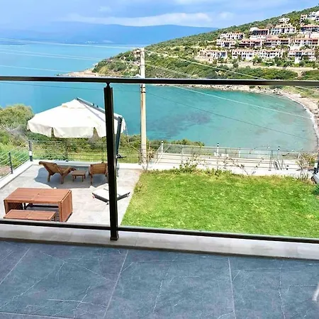 Denize 100 Metre Yakinlikta Plaj Evi Willa *